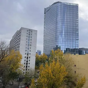 Apartrooms Near Rondo Onz Apartament